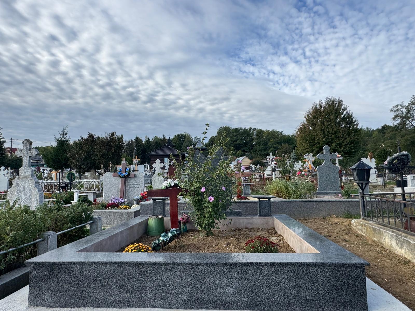 Lucrare funerară Divinum 11