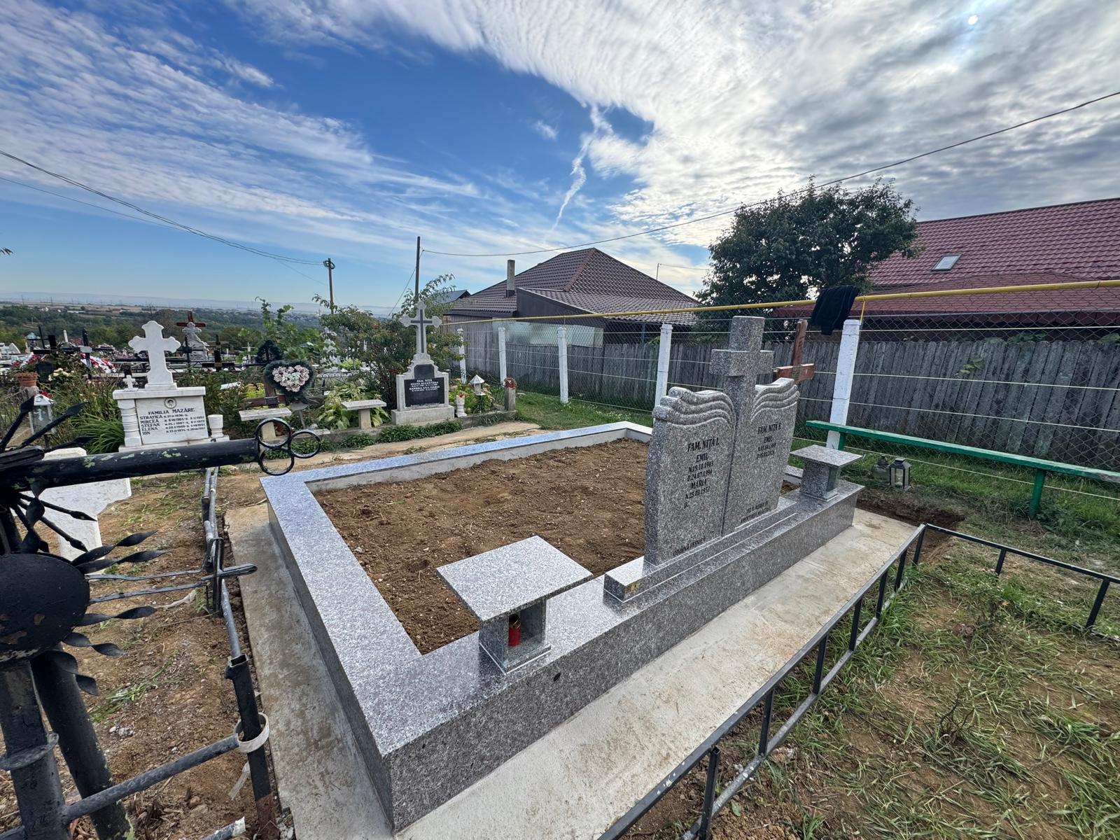 Lucrare funerară Divinum 15