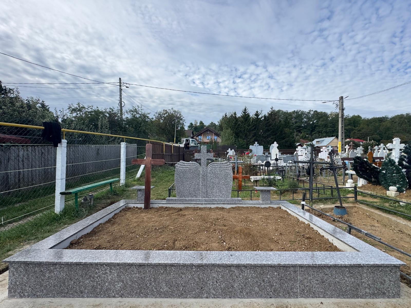 Lucrare funerară Divinum 17