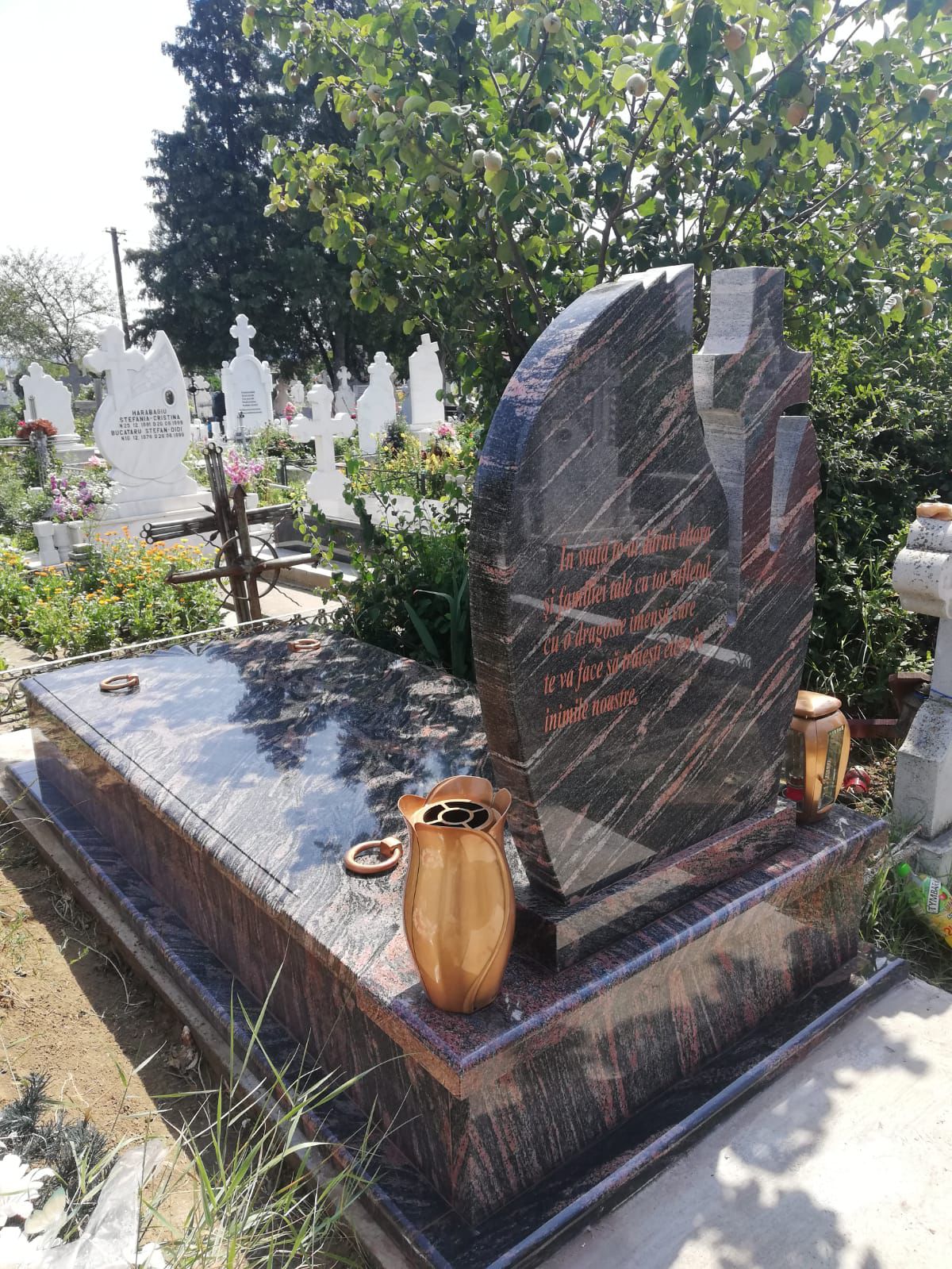 Lucrare funerară Divinum 49