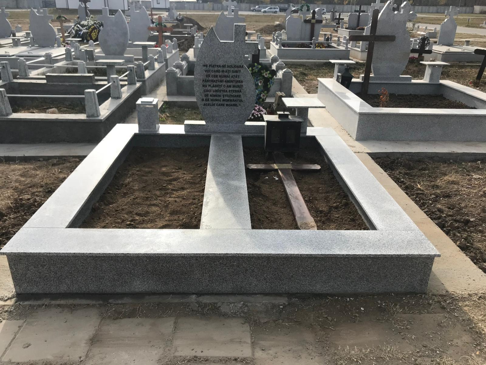 Lucrare funerară Divinum 65