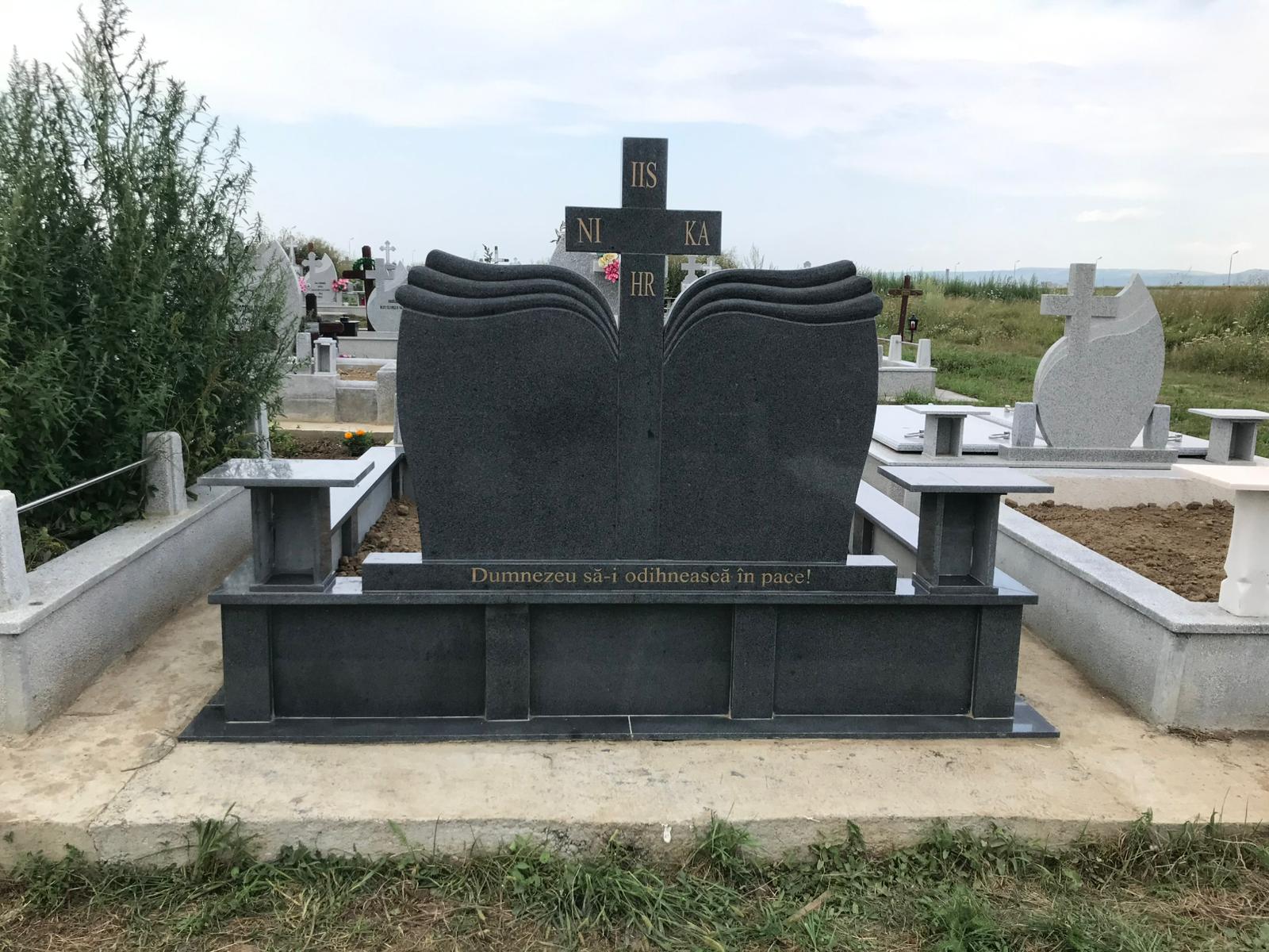Lucrare funerară Divinum 83