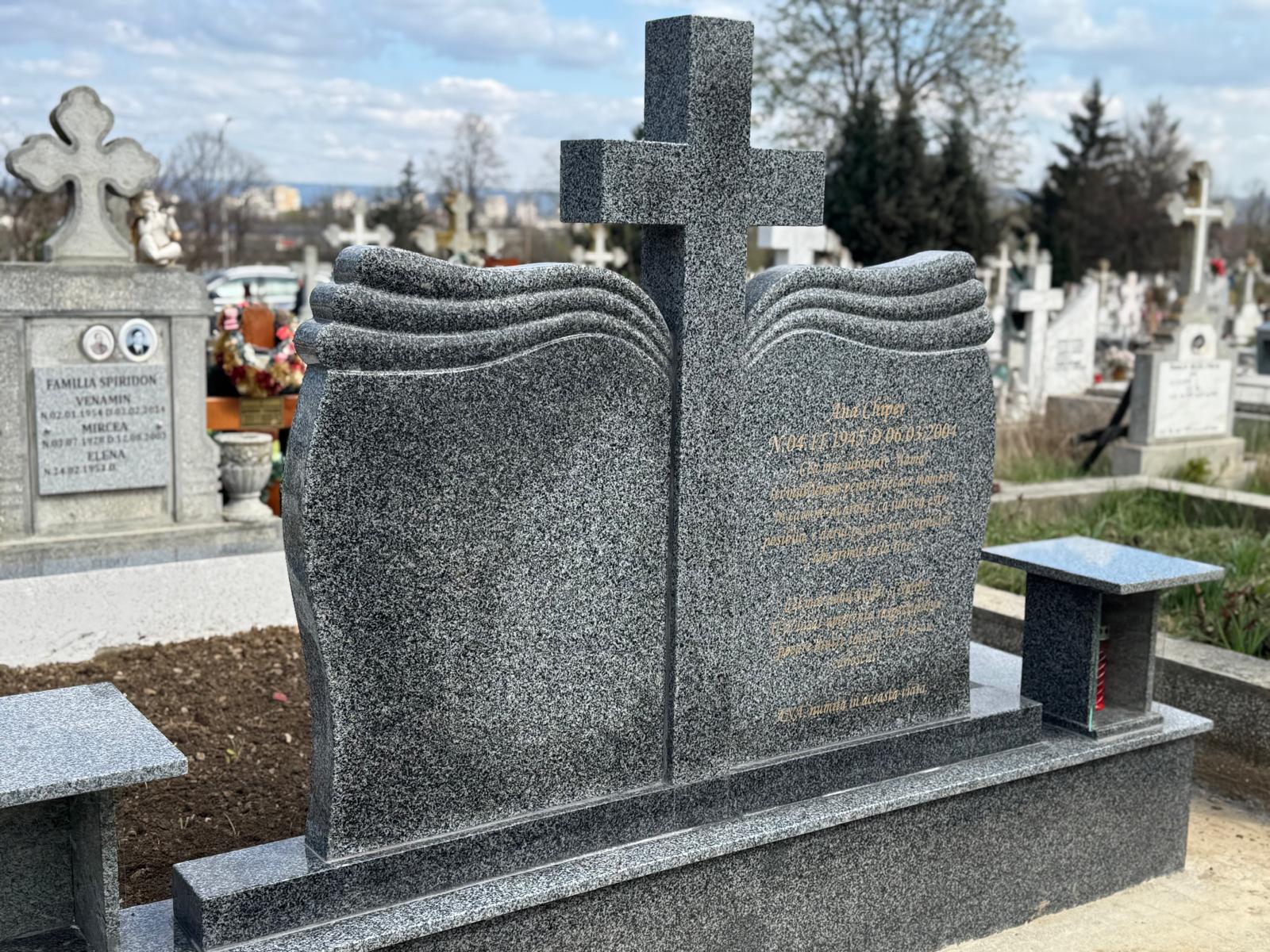 Lucrare funerară Divinum 115