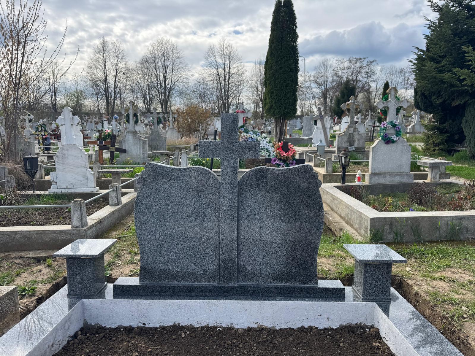 Lucrare funerară Divinum 117